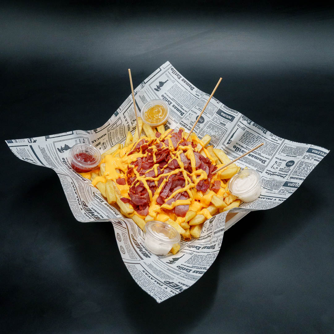 Papas Bacon en la carta de Liga Urbana